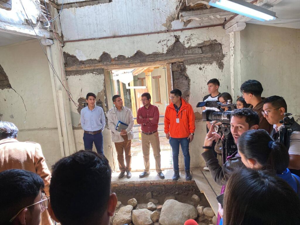 Hallazgos arqueológicos en Casa Donoso permiten redescubrir canal de agua de la época colonial