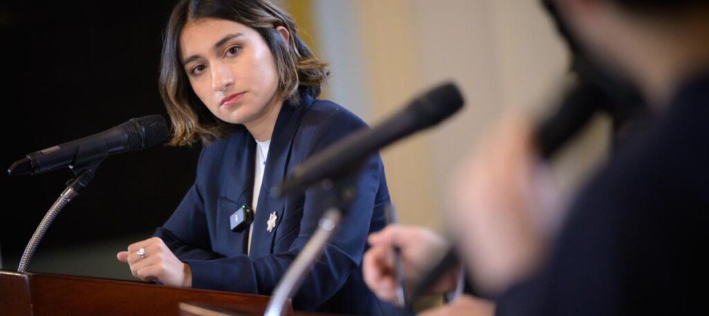 Cancillería colombiana lamenta bombardeo de India a Pakistán