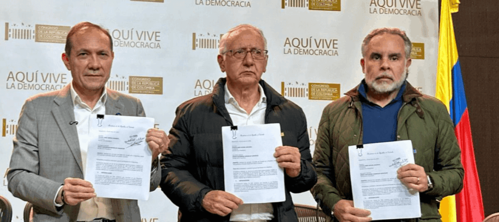 Gobierno Petro radica nueva Consulta Popular con 16 preguntas, cuatro apuntan a la reforma de la salud