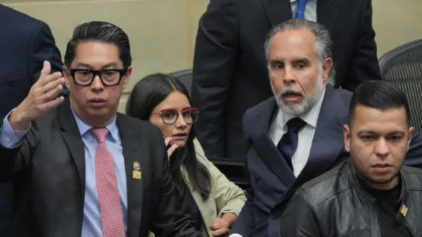 En el chat de Beneddi: mermelada, traición y naufragio de una forma de tramitar la Consulta Popular