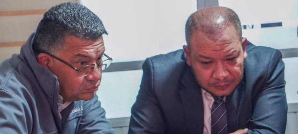 Mauricio Cisneros se asume como alcalde encargado