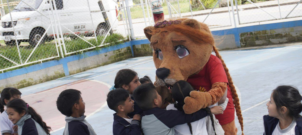 “Yo me acepto como soy y te acepto como eres”: niños y niñas de San Fernando celebran la diversidad en el Carnaval de la Vida