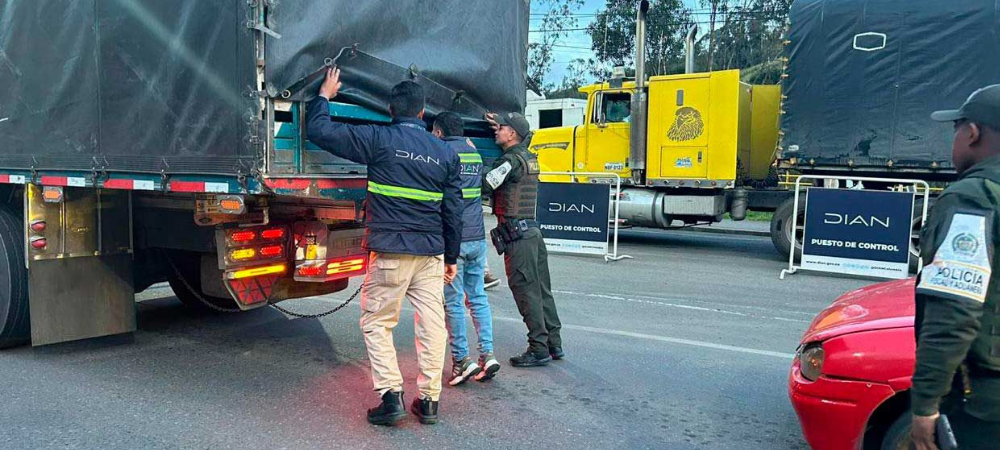 Dian refuerza controles en frontera con Ecuador