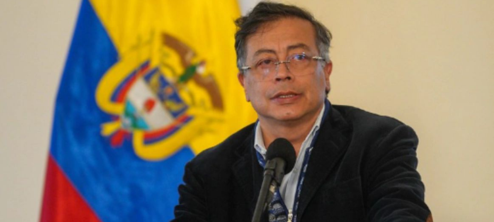 Petro defiende la reforma pensional y acusa a los que quieren “condenar a los viejos a morir en las calles”