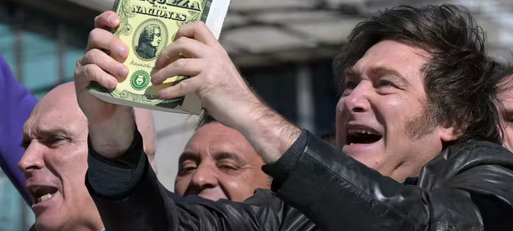 Javier Milei califica como “emocionante” un acto de violencia y desestima protesta social en Buenos Aires