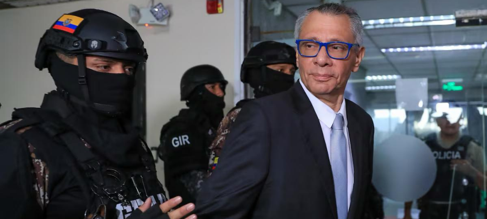 Petro concede nacionalidad colombiana a Jorge Glas y abre un nuevo capítulo en la tensión con Ecuador