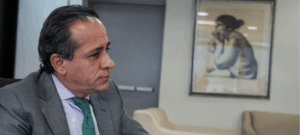 Alexander López, del Pacto Histórico, vuelve al Senado