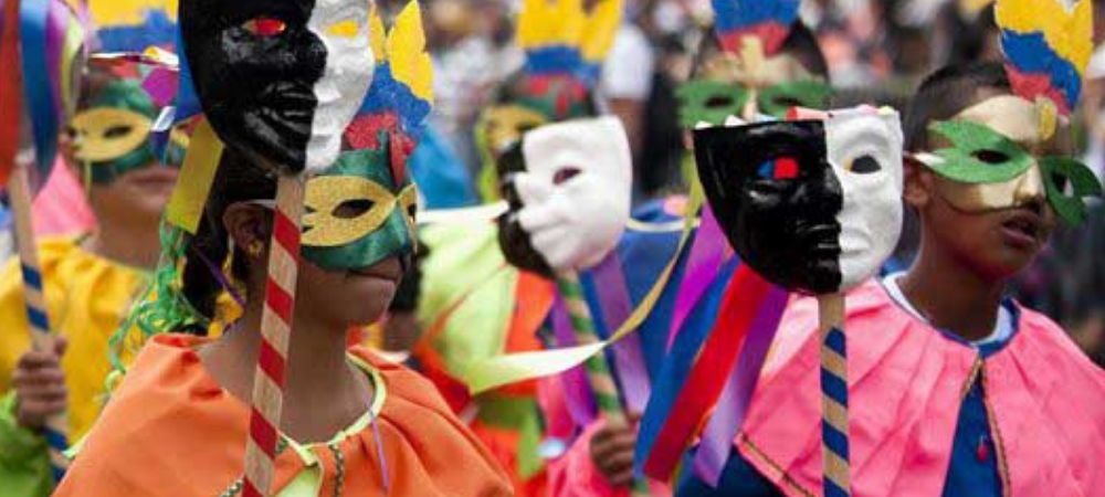 Escándalo por exclusión de artistas en el Carnaval de Negros y Blancos 2026