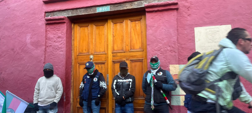Comunidades indígenas, campesinas y afro continúan toma pacífica de entidades del Gobierno en Bogotá
