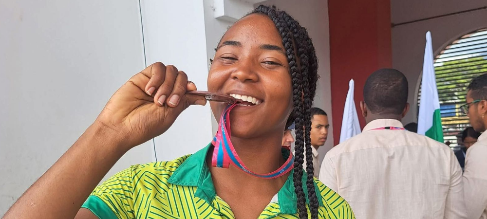 La tumaqueña Yoselin García Moreno conquista medalla de bronce en salto largo nacional
