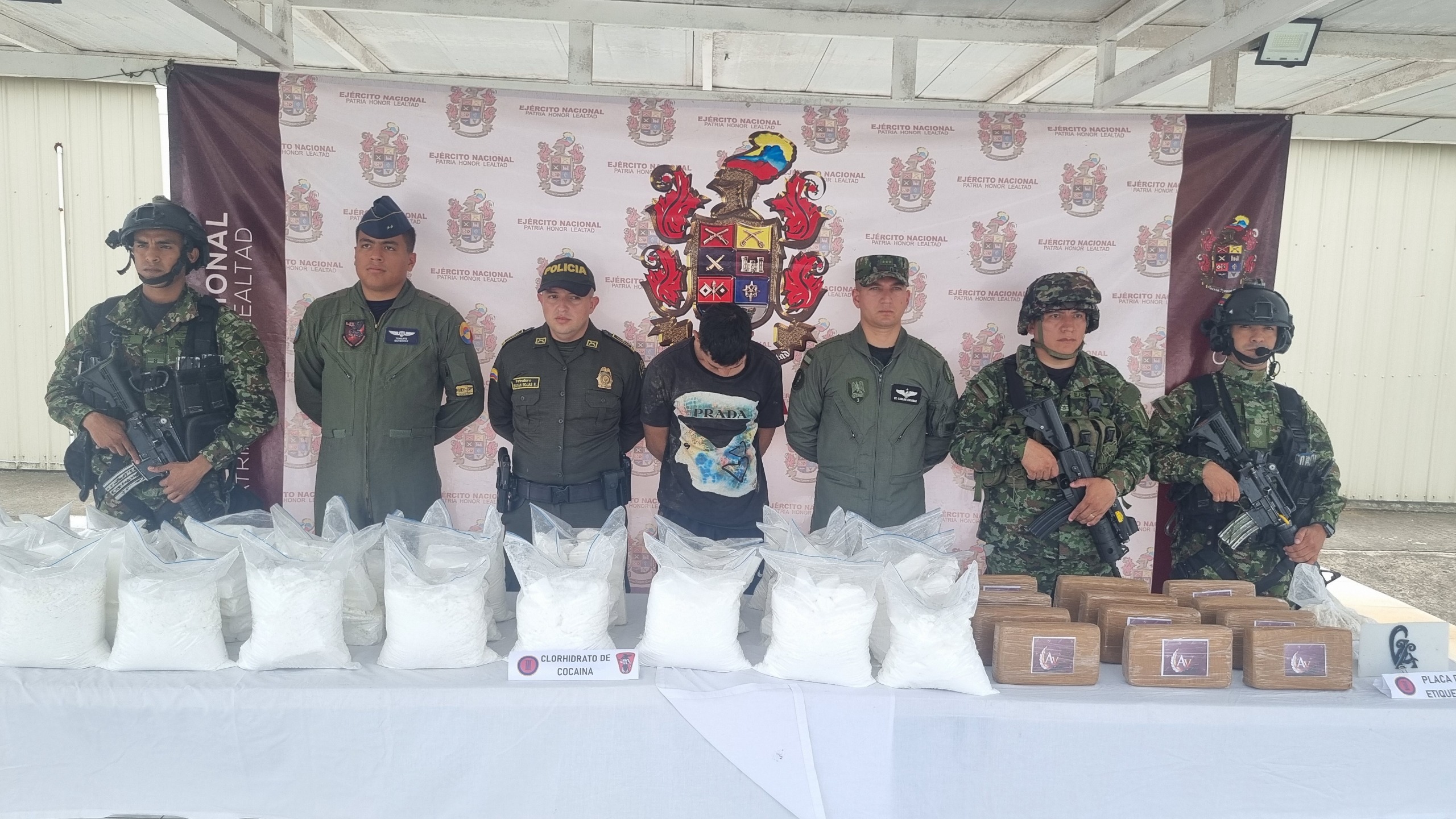 En Tumaco el ejercito destruye 1.8 toneladas de cocaína en operación binacional con Ecuador