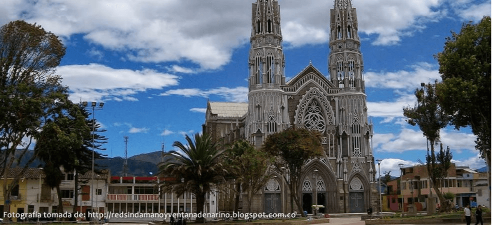 En Sandoná peatonalizan la Plaza Parque Simón Bolívar