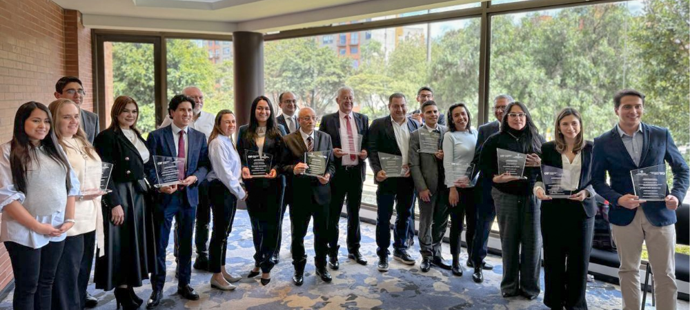 Alcalde recibe reconocimiento nacional por sus avances en regulación y control urbanístico