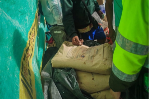 Autoridades intensifican operativos y decomisan talco ilegal en Pasto