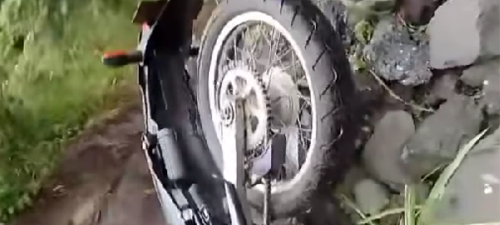 Motociclista cayó a un abismo en la vía Ancuya–Sandoná tras grave accidente cerca al río Guáitara