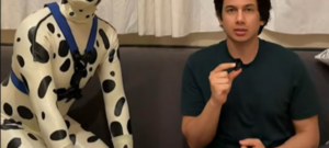 Hombre busca un hogar como "therian"